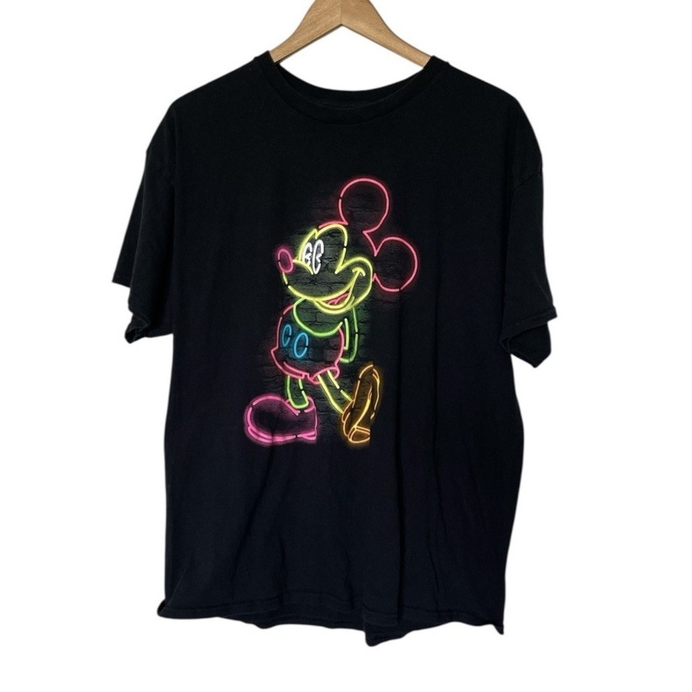 Disney T-Shirt Mens XL Neon Mickey Mouse Black Graphic EUC